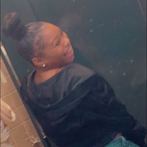 Meet your Posher, Indasha